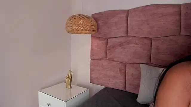 Snapshot of dani_velvet chatting on February 2026 03:06:02 AM dani velvet online show from February 2026 03:06:02 AM