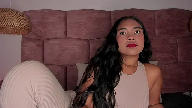 Snapshot of dani_velvet chatting on February 2026 03:07:01 AM dani velvet online show from February 2026 03:07:01 AM