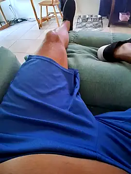 pullitoff online show from September 2025 10:37:02 PM