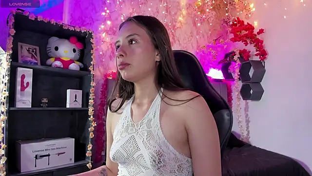 Scarlett21   online show from February 2026 08:39:02 PM