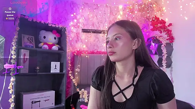 Scarlett21   online show from February 2026 05:04:01 PM