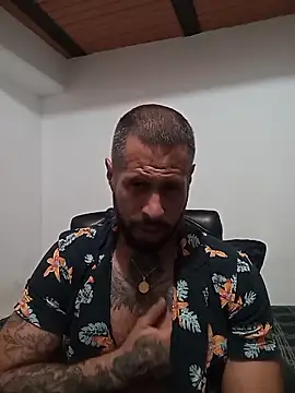 Matheus Blaze online show from November 2025 02:37:02 AM