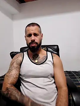 Matheus Blaze online show from October 2025 10:45:01 PM