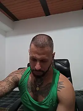 Matheus Blaze online show from October 2025 09:04:02 PM