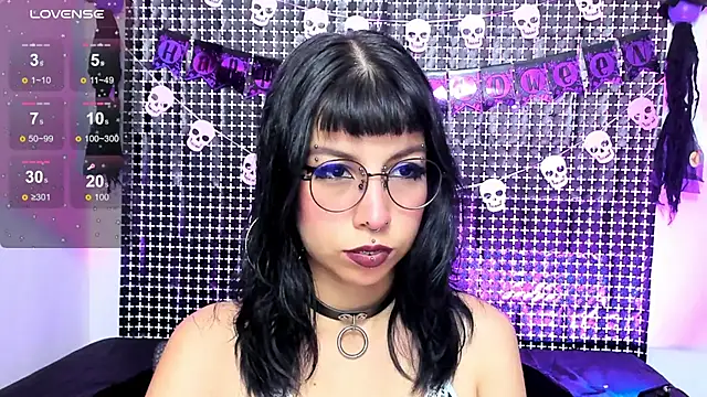 Rose 72 online show from November 2025 05:38:02 PM