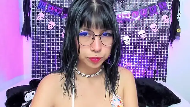 Rose 72 online show from October 2025 07:37:02 PM