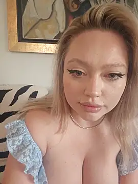 misstitmouseofficial online show from February 2026 03:23:02 PM