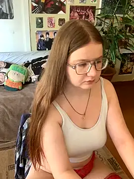 Snapshot of Sienna-Cow chatting on September 2025 10:25:01 AM Sienna-Cow online show from September 2025 10:25:01 AM