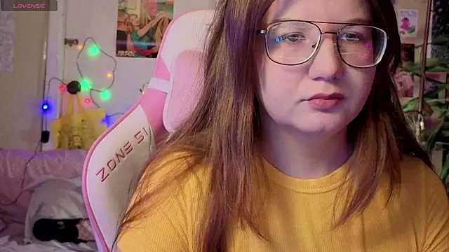Sienna-Cow online show from December 2025 05:13:01 PM