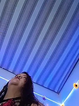 Julieta Big online show from December 2025 09:56:01 AM