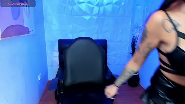 Snapshot of sara_dias chatting on November 2025 08:23:01 PM sara dias online show from November 2025 08:23:01 PM