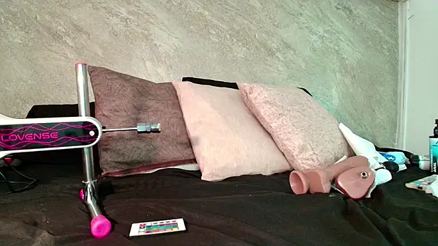 Dixie grey1 online show from April 2026 02:11:01 PM