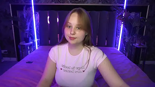 CrystallPaws online show from November 2025 06:41:01 AM