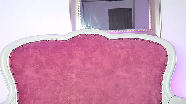 beauty doll1 online show from June 2026 05:35:02 PM