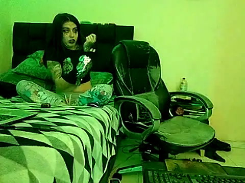 Snapshot of saenzjulieta1 chatting on October 2025 01:04:02 AM saenzjulieta1 online show from October 2025 01:04:02 AM