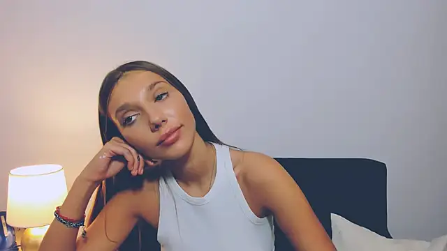 EmmaGorgeous online show from October 2025 06:19:02 PM