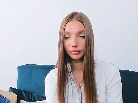 EmmaGorgeous online show from September 2025 01:18:01 PM