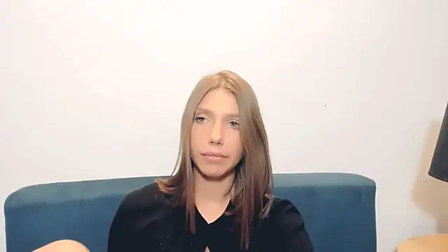 EmmaGorgeous online show from March 2026 06:02:01 PM