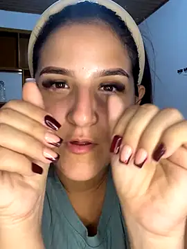 Alina0 online show from November 2025 07:29:01 PM