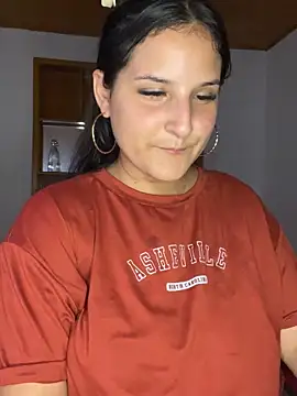 Alina0 online show from November 2025 07:35:01 PM