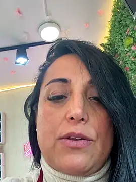 hotadhara01 online show from December 2025 08:57:02 PM