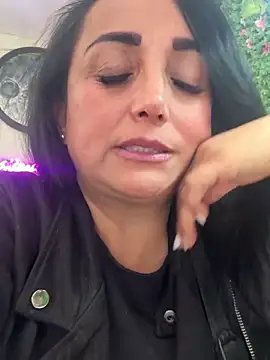 hotadhara01 online show from February 2026 06:03:01 PM