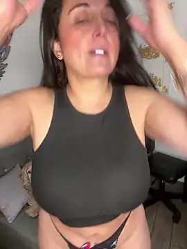 hotadhara01 online show from June 2026 01:55:02 PM
