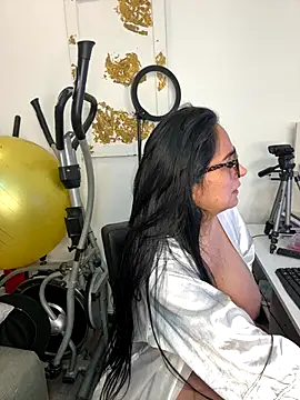 hotadhara01 online show from November 2025 03:16:02 PM