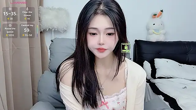 CeeKie online show from November 2025 02:14:02 AM