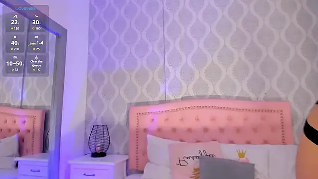 OnlyGia online show from October 2025 08:09:02 PM
