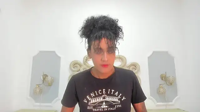 OnlyGia online show from January 2026 10:35:02 PM