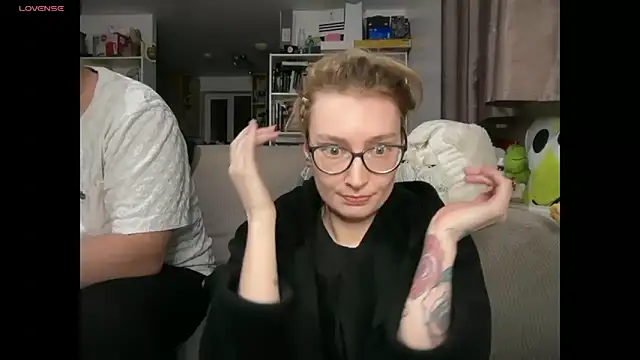 harleyblair online show from March 2026 11:12:02 PM