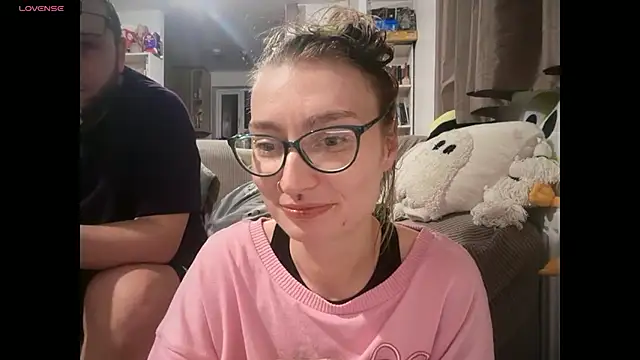 harleyblair online show from April 2026 10:05:02 PM