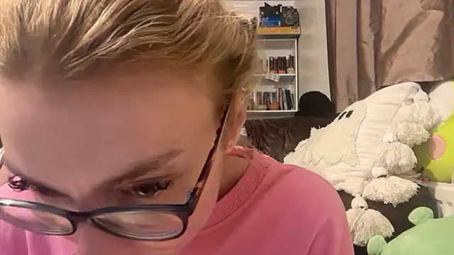 harleyblair online show from November 2025 07:40:02 PM