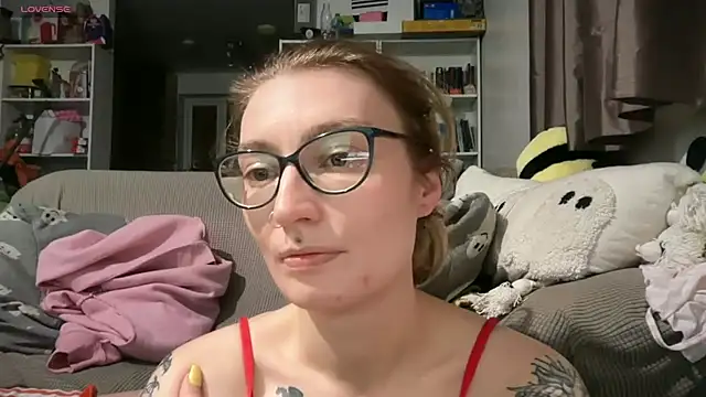 harleyblair online show from March 2026 11:05:02 PM