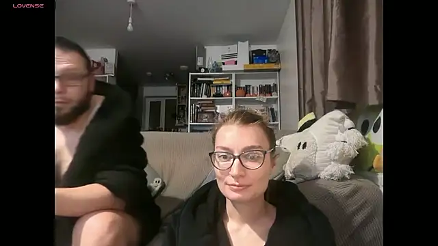 harleyblair online show from April 2026 09:43:02 PM