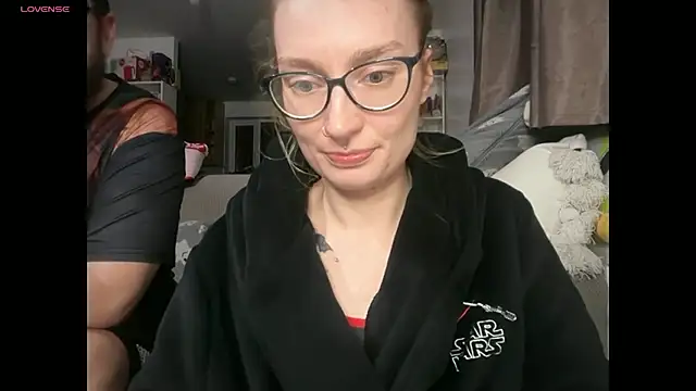 harleyblair online show from April 2026 10:05:02 PM