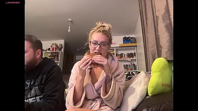 harleyblair online show from October 2025 11:16:02 PM