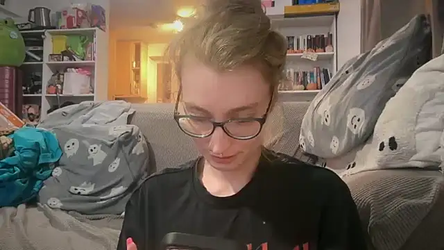harleyblair online show from May 2026 10:05:01 PM