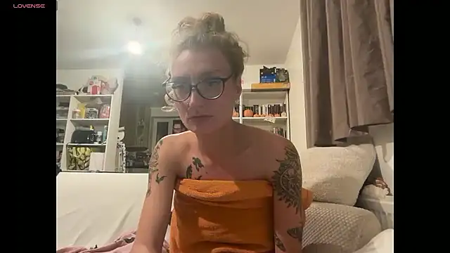 harleyblair online show from October 2025 10:29:01 PM