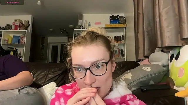 harleyblair online show from January 2026 11:08:01 PM