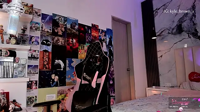 Snapshot of soy_kylebrown chatting on October 2025 03:56:01 PM soy kylebrown online show from October 2025 03:56:01 PM