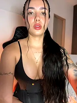 Snapshot of soy_kylebrown chatting on November 2025 05:13:02 PM soy kylebrown online show from November 2025 05:13:02 PM