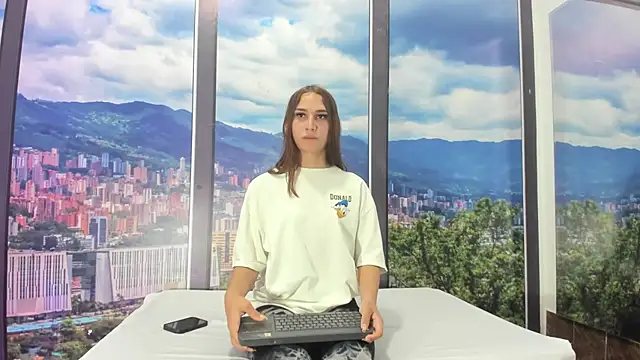 little daicel online show from July 2026 08:31:02 PM