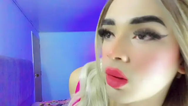 HANNAH BACKERS online show from December 2025 09:31:02 PM