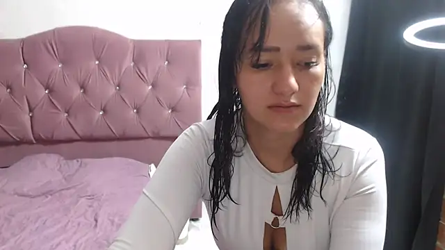 annie clark2 online show from March 2026 07:51:01 PM