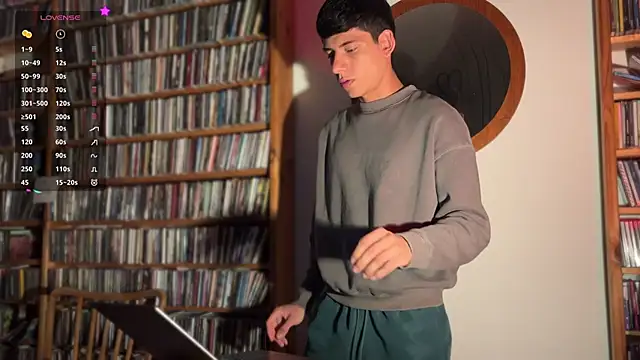 jim dj online show from October 2025 07:48:01 PM