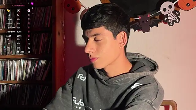 jim dj online show from October 2025 10:45:01 PM