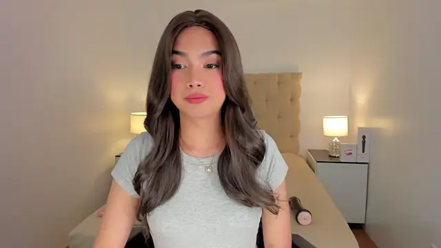 lovableXnaughty lily online show from November 2025 01:48:01 PM