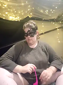 Snapshot of VeiledMuse chatting on November 2025 02:10:01 AM VeiledMuse online show from November 2025 02:10:01 AM